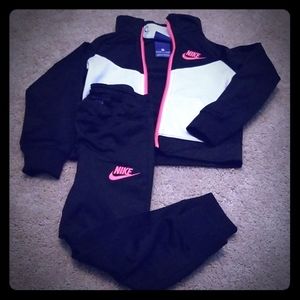 Nike toddler outfit